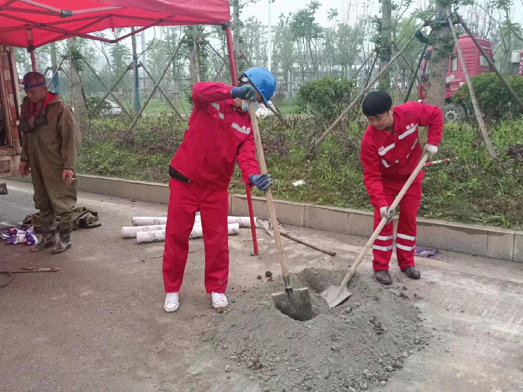 万载管道疏通哪家好】及时进行市政管道清淤