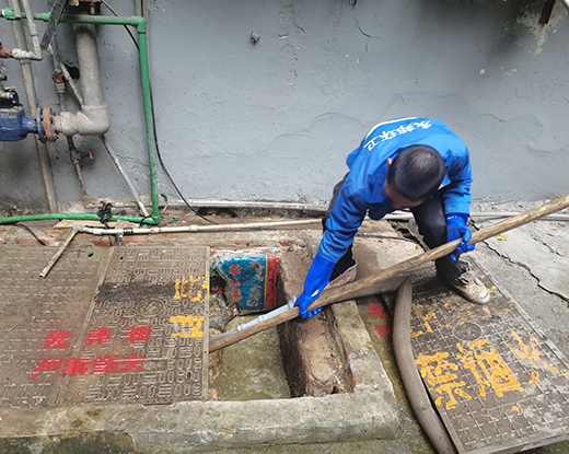 万载清掏化粪池